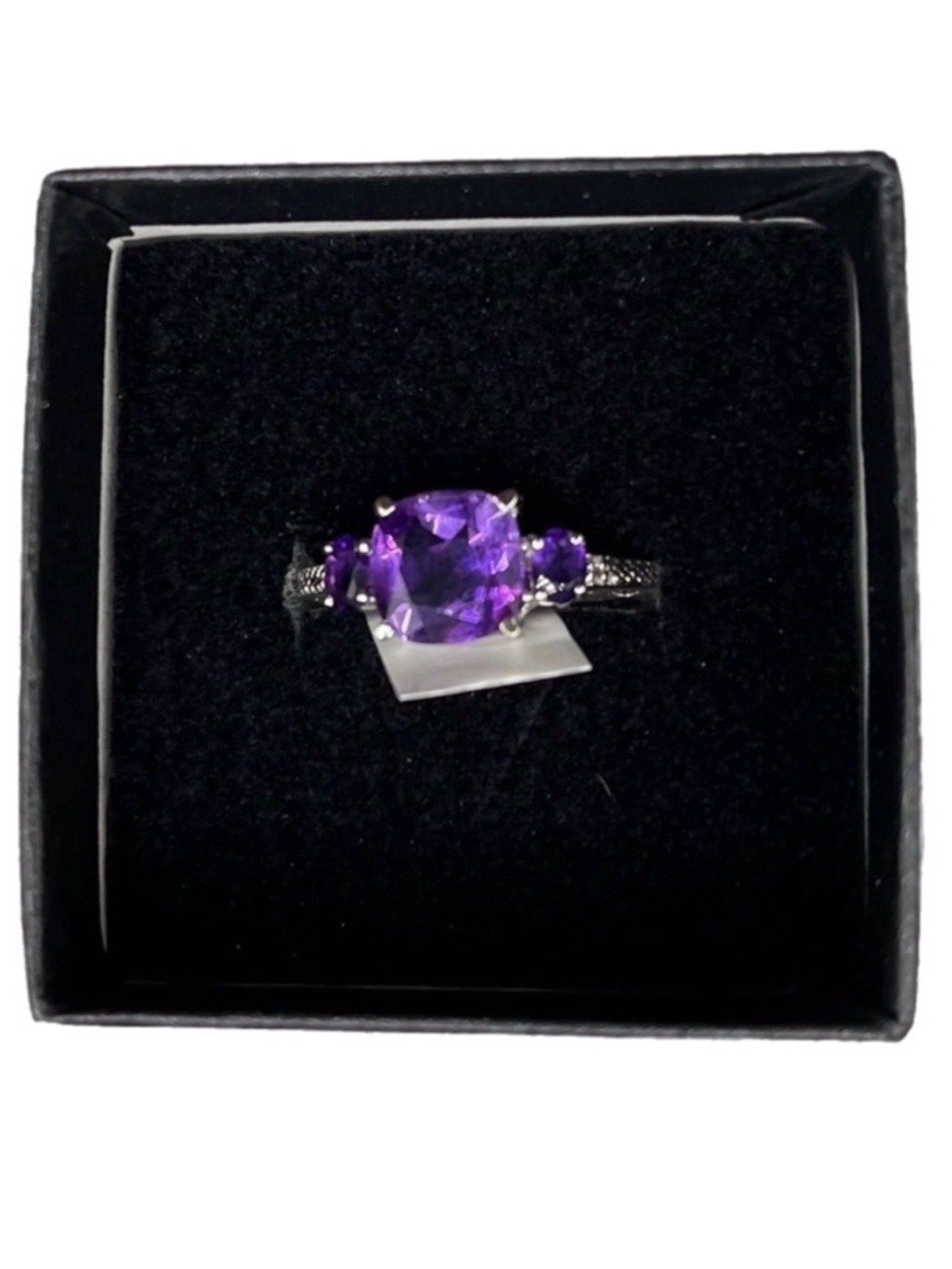 Amethyst 3 Stone 1.80 CTW Designer Ring Set in Sterling Silver: Size 7 NWT - Picture 15 of 17